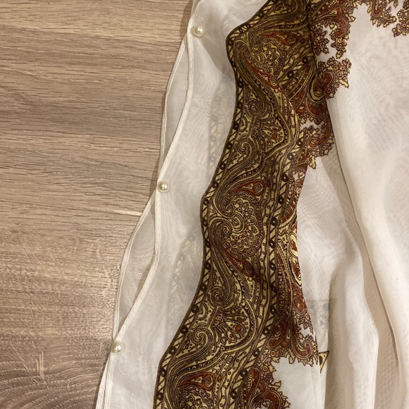 COPY - Printed NWOT. Gorgeous Boho stylish brown/tan/white Cover-Up/Top. - Picture 2 of 3